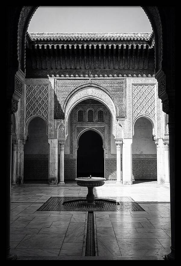 Alhambra Geometric Court