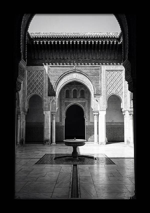 Alhambra Geometric Court