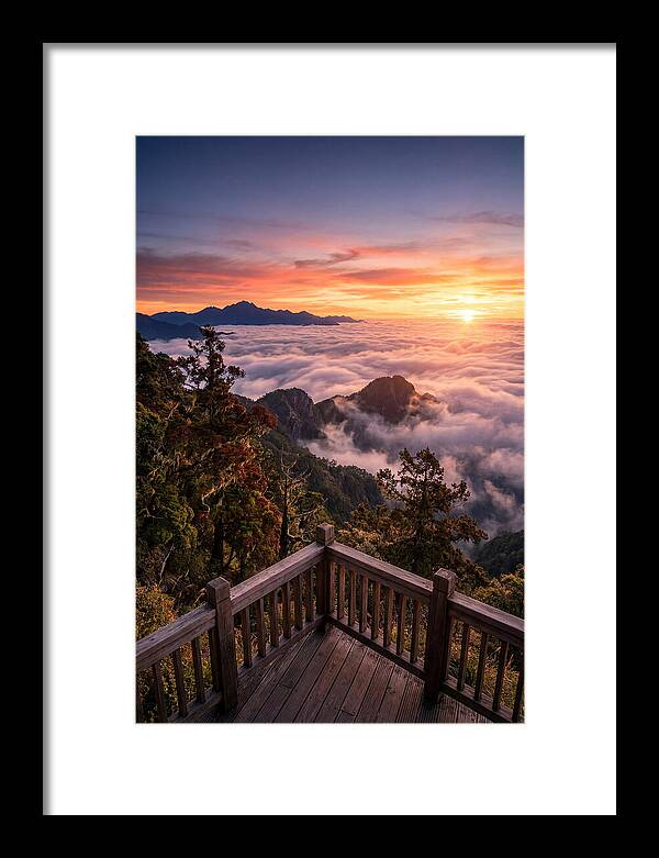 Alishan Sunrise Over Clouds