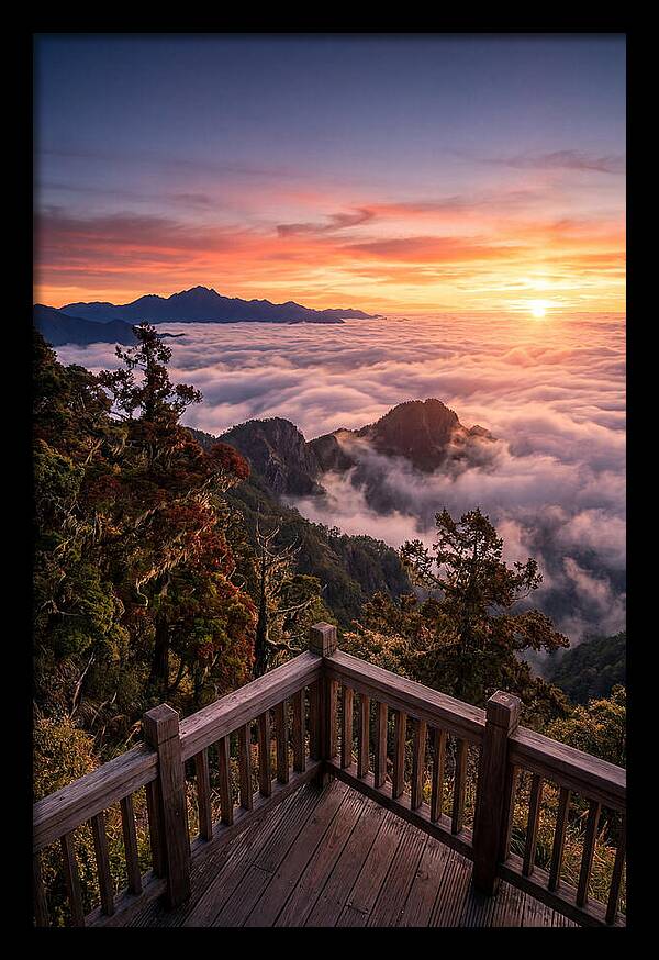 Alishan Sunrise Over Clouds