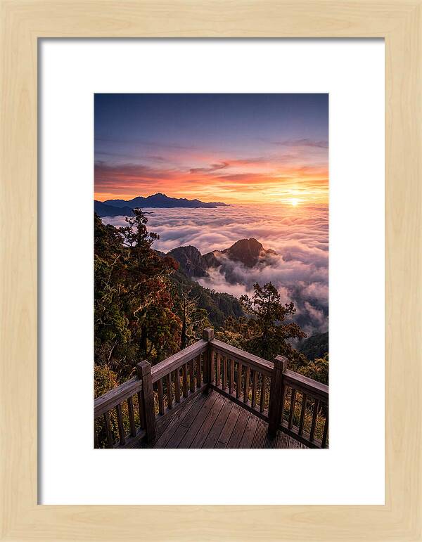 Alishan Sunrise Over Clouds