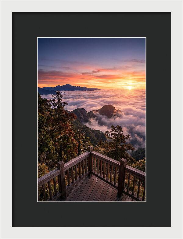 Alishan Sunrise Over Clouds