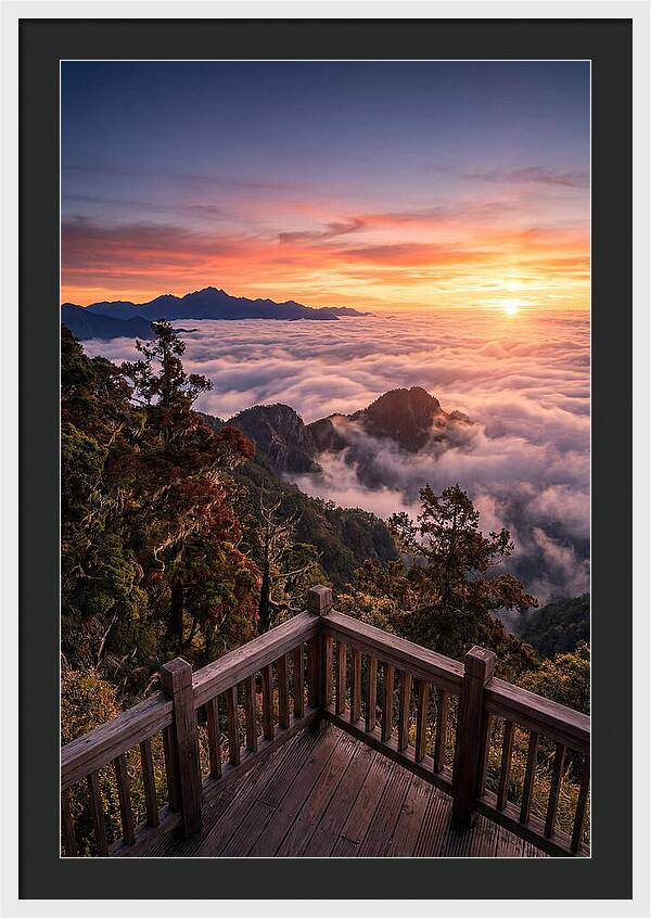 Alishan Sunrise Over Clouds