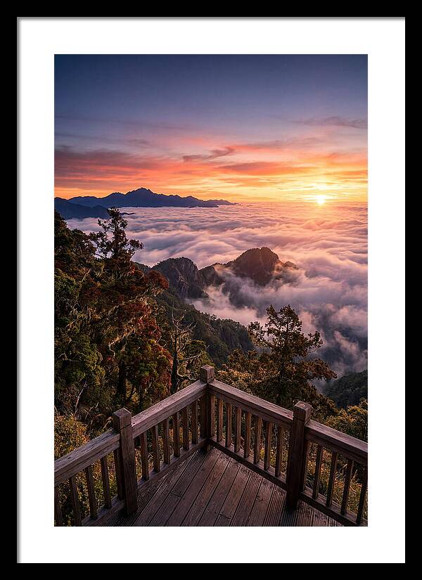Alishan Sunrise Over Clouds