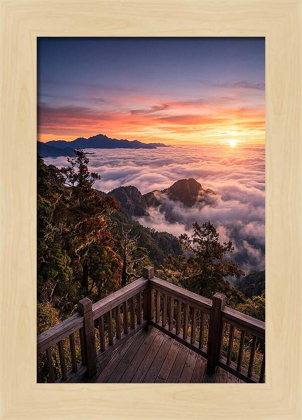 Alishan Sunrise Over Clouds
