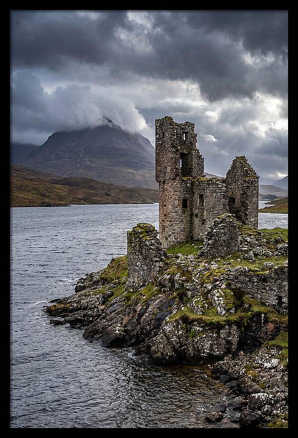 Ardvreck Castle Ruins By Loch Assynt