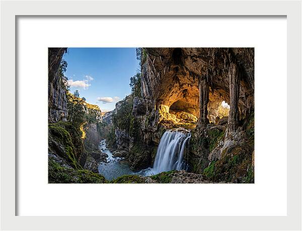 Ash Cave Serenity