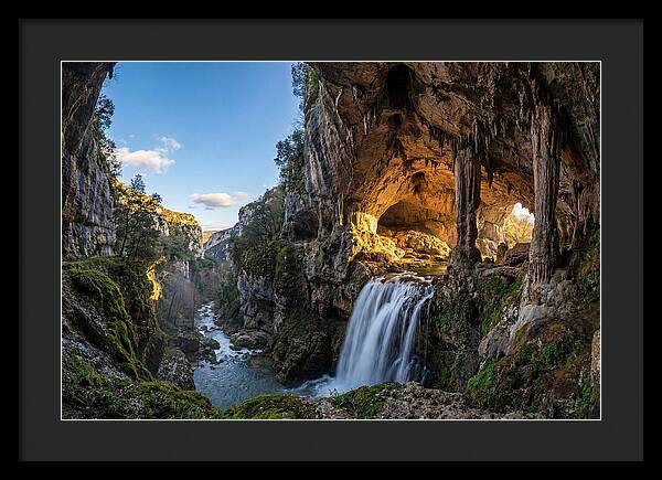 Ash Cave Serenity