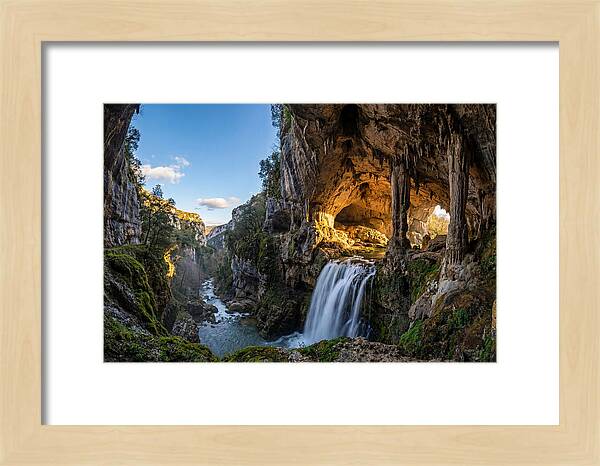 Ash Cave Serenity