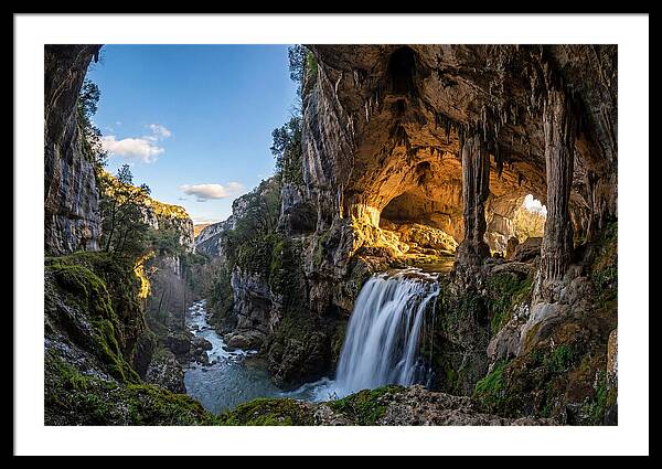 Ash Cave Serenity