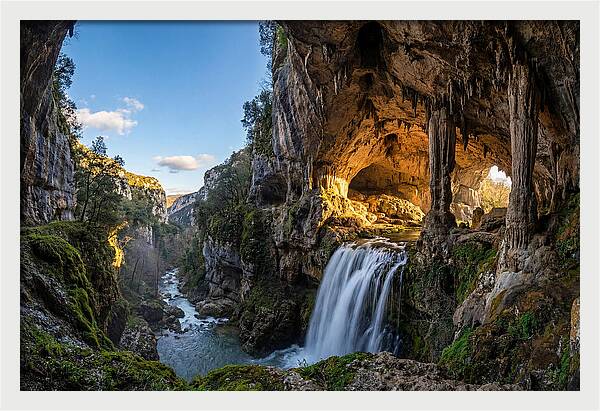 Ash Cave Serenity