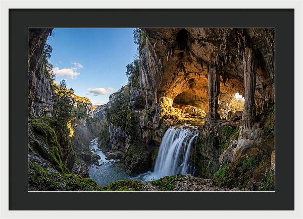 Ash Cave Serenity