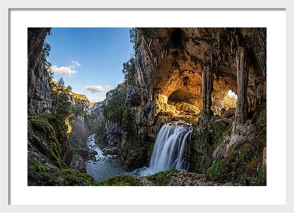 Ash Cave Serenity
