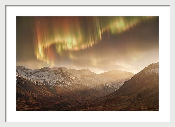 Aurora Borealis Over Majestic Mountains