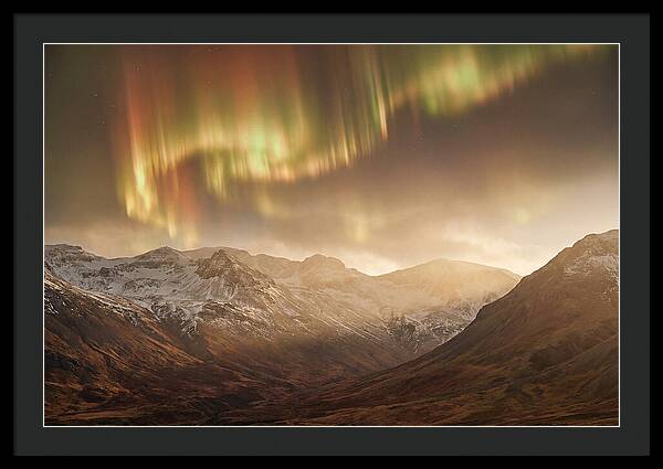 Aurora Borealis Over Majestic Mountains