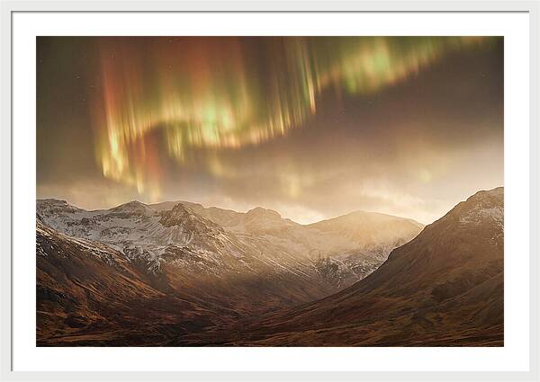 Aurora Borealis Over Majestic Mountains