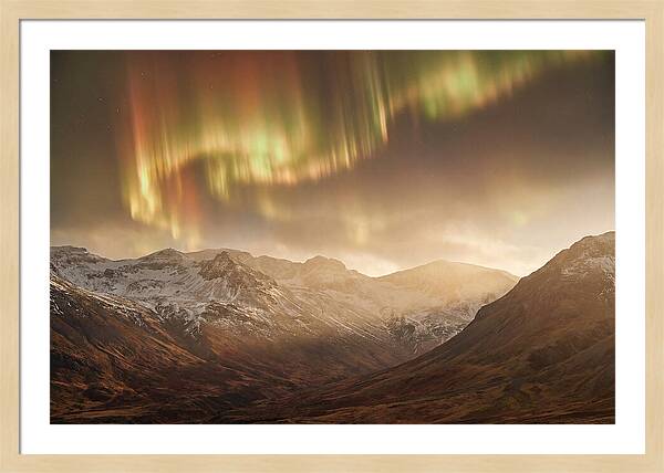 Aurora Borealis Over Majestic Mountains
