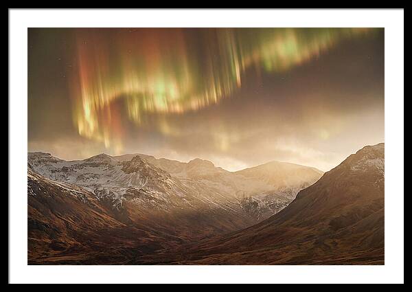 Aurora Borealis Over Majestic Mountains