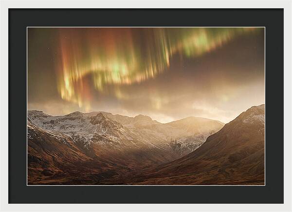 Aurora Borealis Over Majestic Mountains