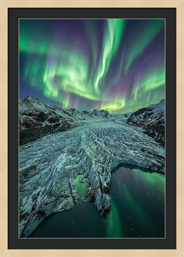 Aurora Over Glacier