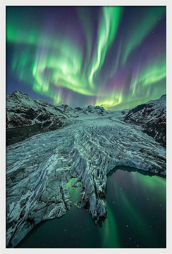 Aurora Over Glacier
