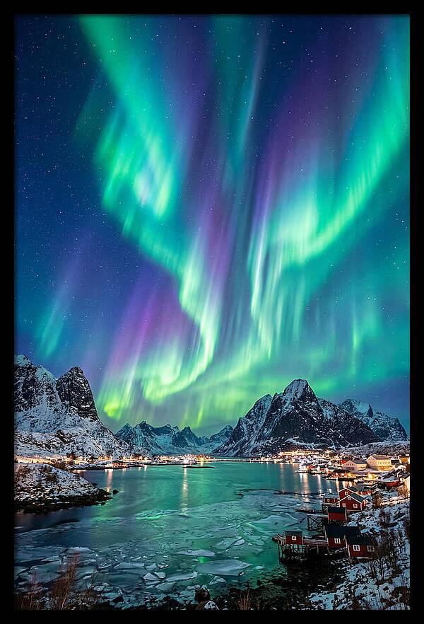 Aurora Over Lofoten Islands