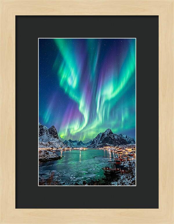 Aurora Over Lofoten Islands