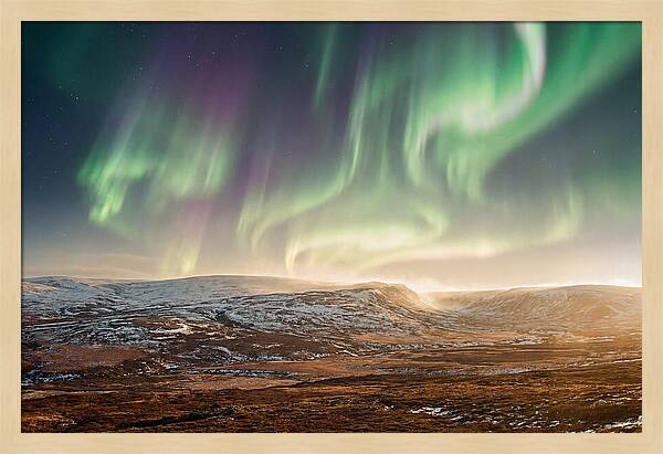 Aurora Swirling In Green And Purple