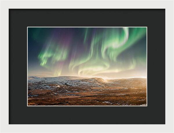 Aurora Swirling In Green And Purple