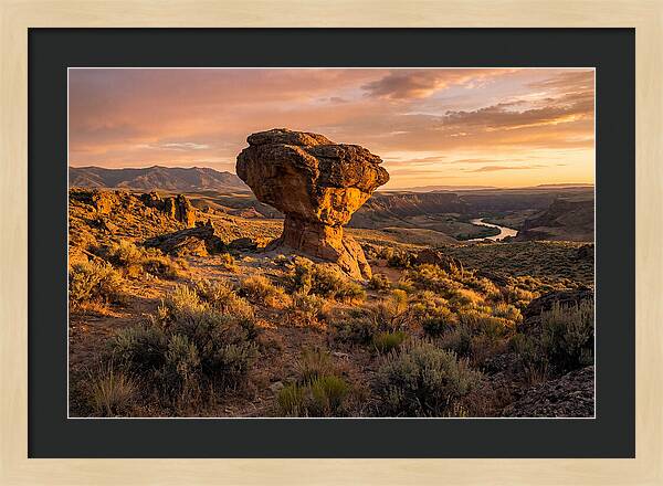 Balanced Rock At Sunset