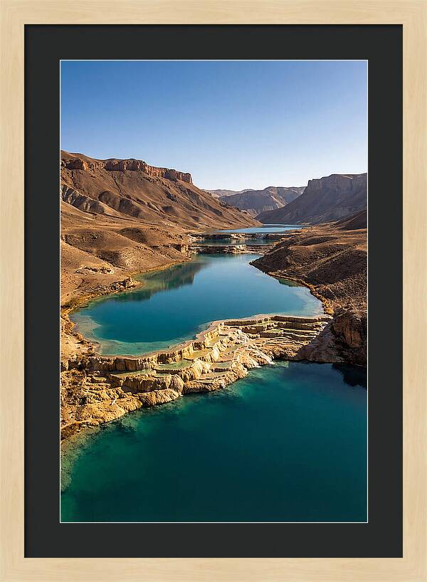 Band E Amir Lakes Serenity