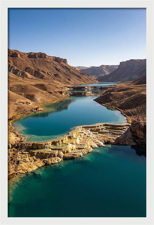 Band E Amir Lakes Serenity