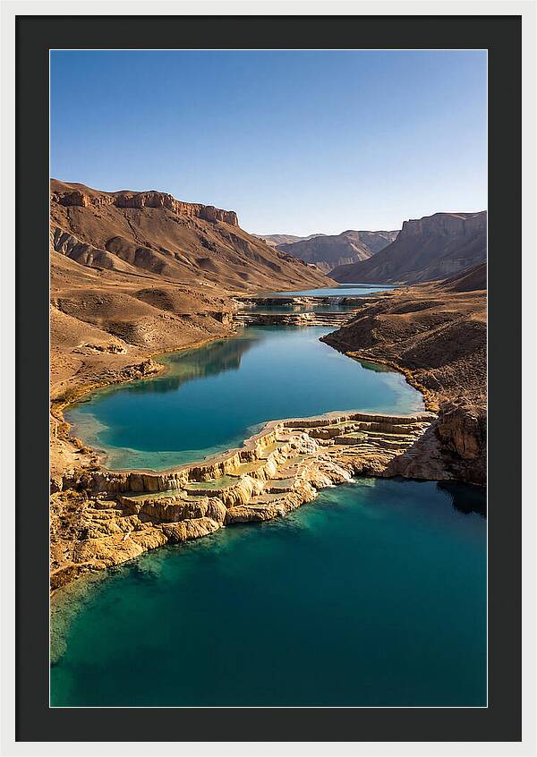 Band E Amir Lakes Serenity