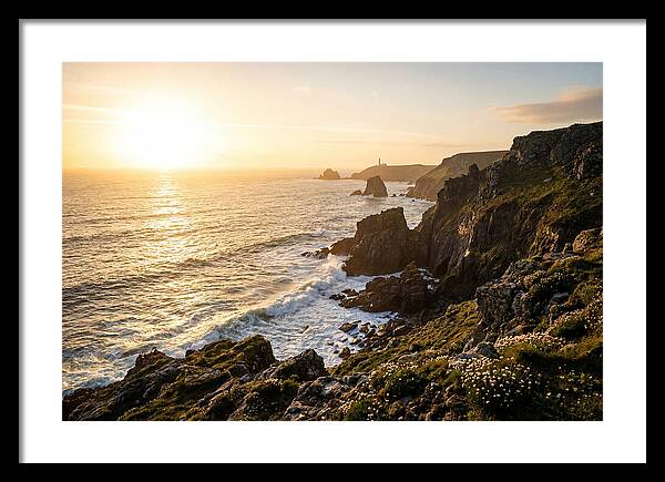 Beavertail Coastal Serenity