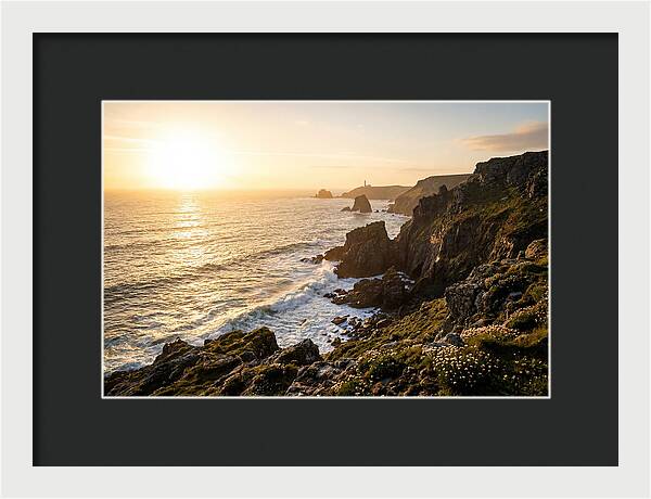Beavertail Coastal Serenity