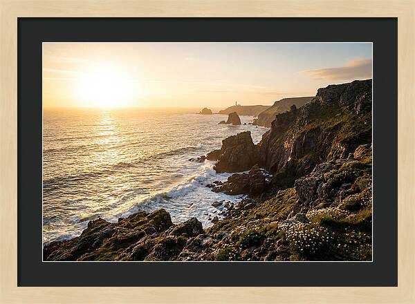 Beavertail Coastal Serenity