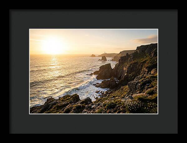 Beavertail Coastal Serenity