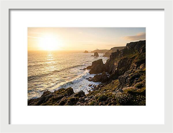 Beavertail Coastal Serenity
