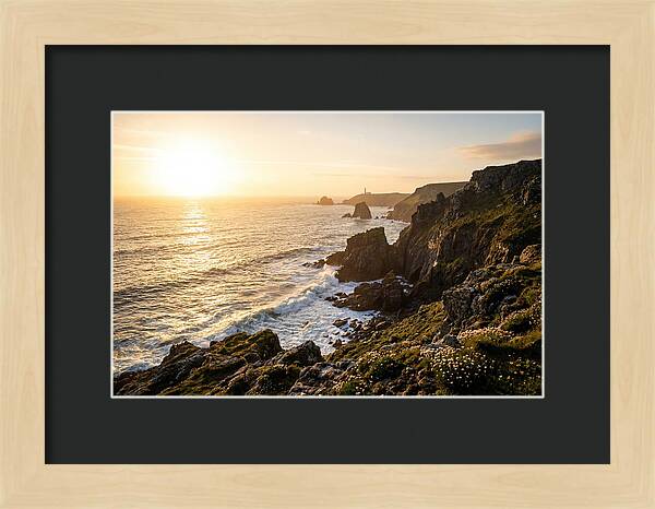 Beavertail Coastal Serenity