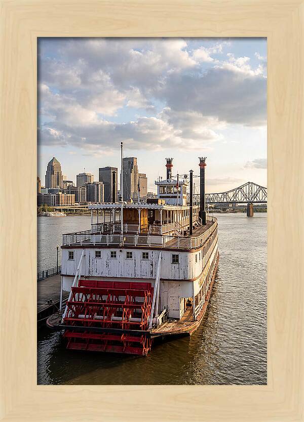Belle Of Louisville At Dusk