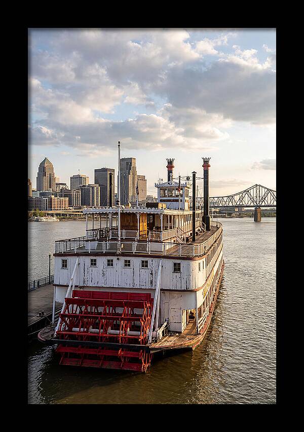 Belle Of Louisville At Dusk