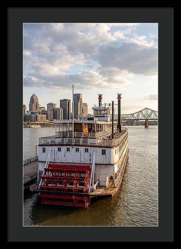 Belle Of Louisville At Dusk