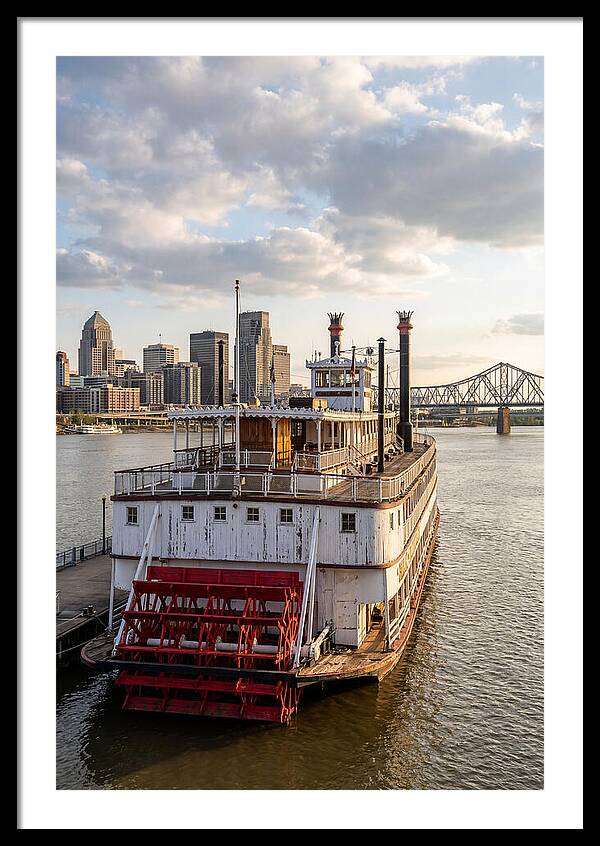 Belle Of Louisville At Dusk