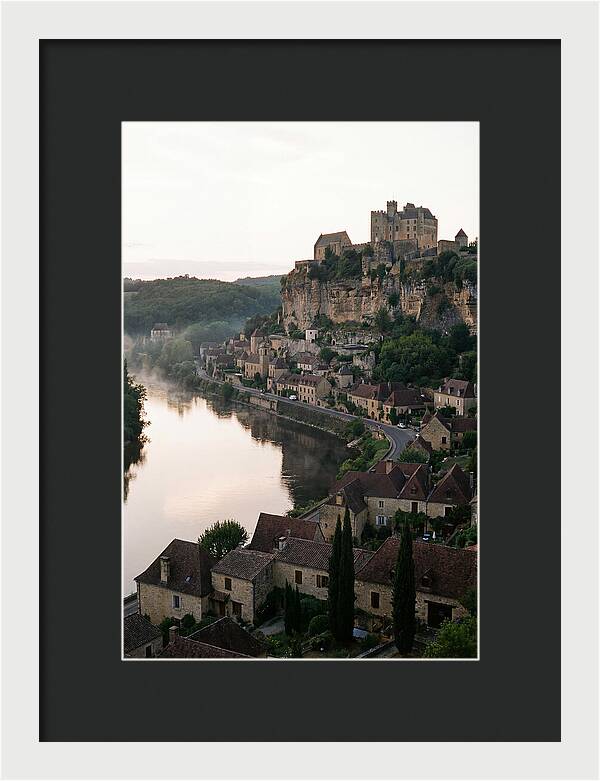 Beynac Castle Overlooking Dordogne