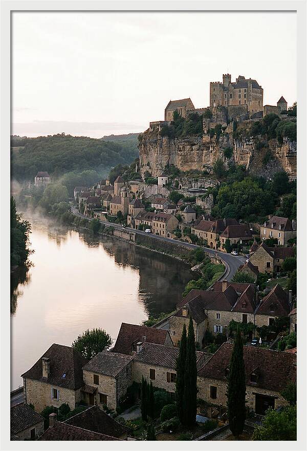 Beynac Castle Overlooking Dordogne