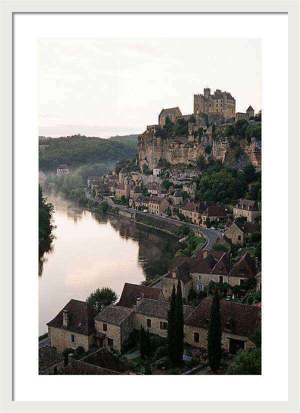 Beynac Castle Overlooking Dordogne