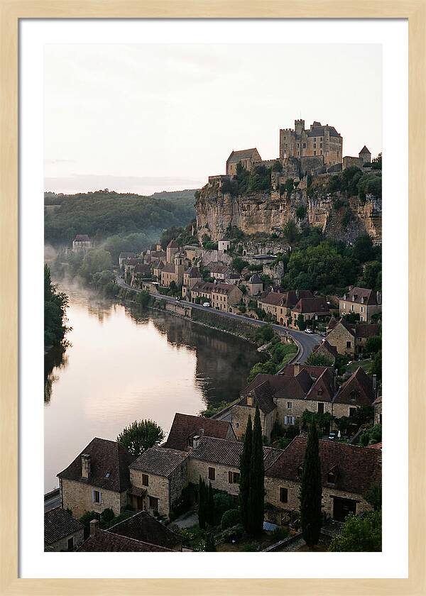 Beynac Castle Overlooking Dordogne