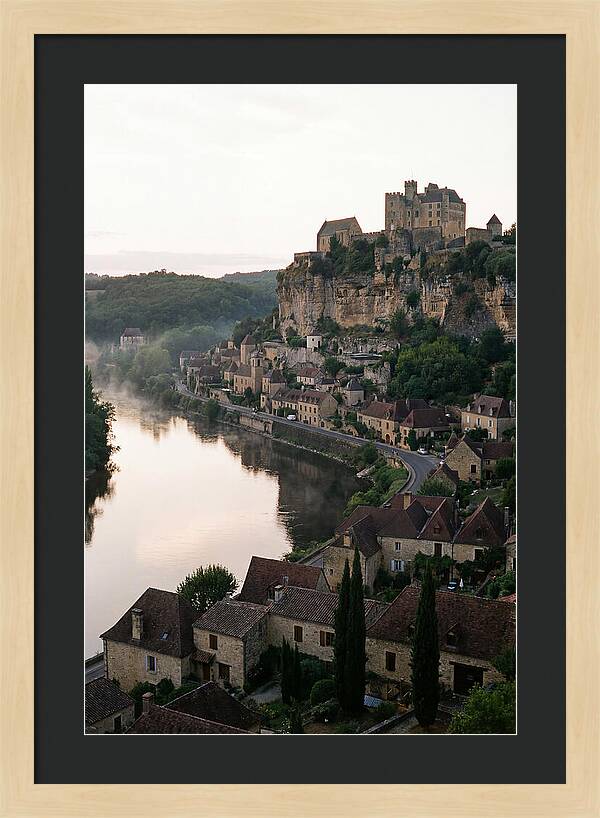 Beynac Castle Overlooking Dordogne