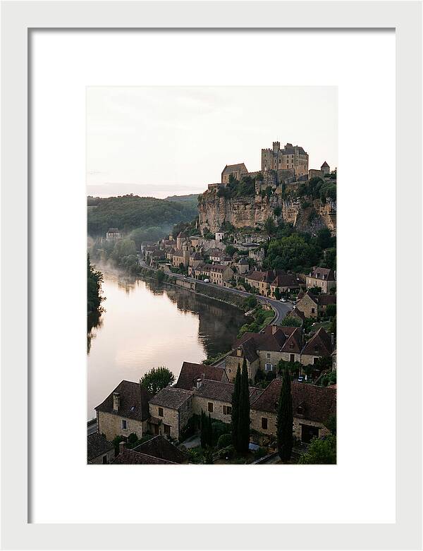 Beynac Castle Overlooking Dordogne