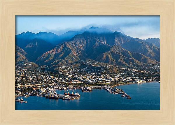 Blue Mountains Over Kingston Coastline
